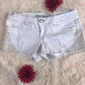 DENIM EMBROIDERED SHORT JEANS DISSTRESED 5